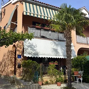 Maris Appartamento Porec